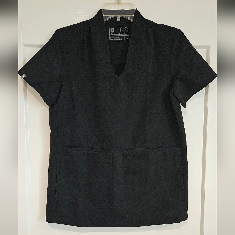 Figs Scrub Top